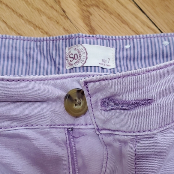 SHORTS - Picture 3 of 3